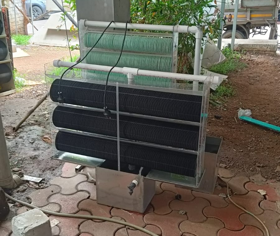 Modular rotating-disk heat and mass exchanger with stacked disk rotors